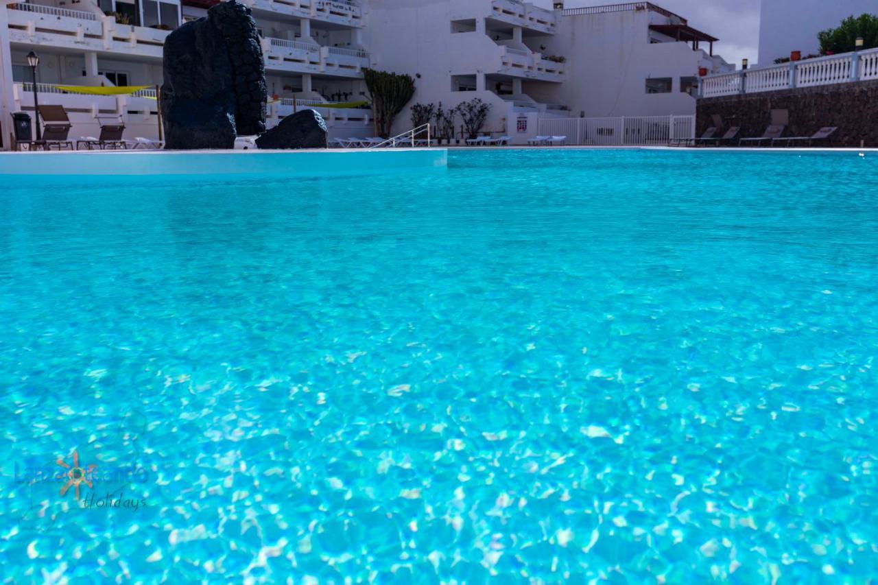 Vivienda Vacacional Rose Costa Teguise Exterior photo